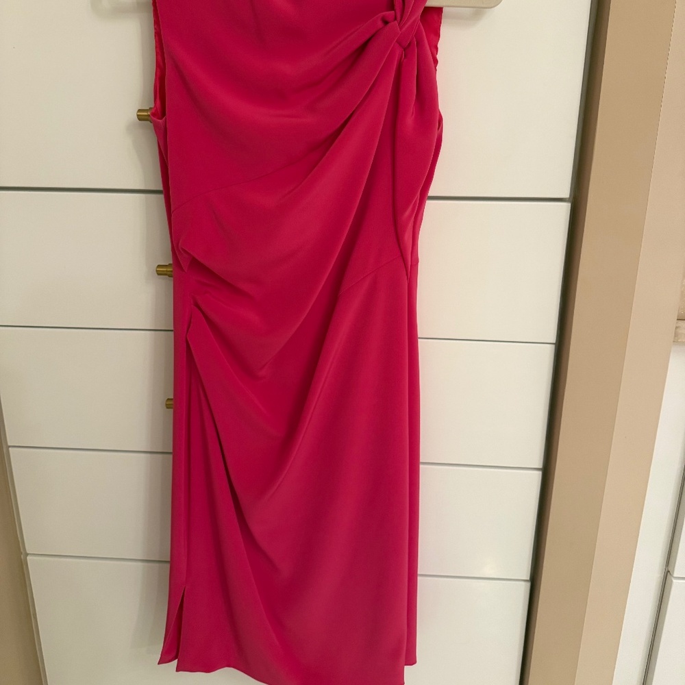 Beautiful pink sleeveless dress by Lanvin size 36.